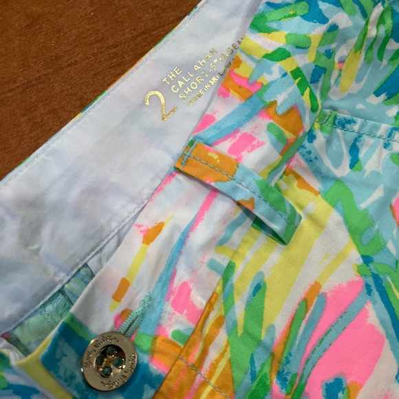 Women's Lilly Pulitzer White Multi-color Callahan Shorts Size 2 - Picture 2 of 4